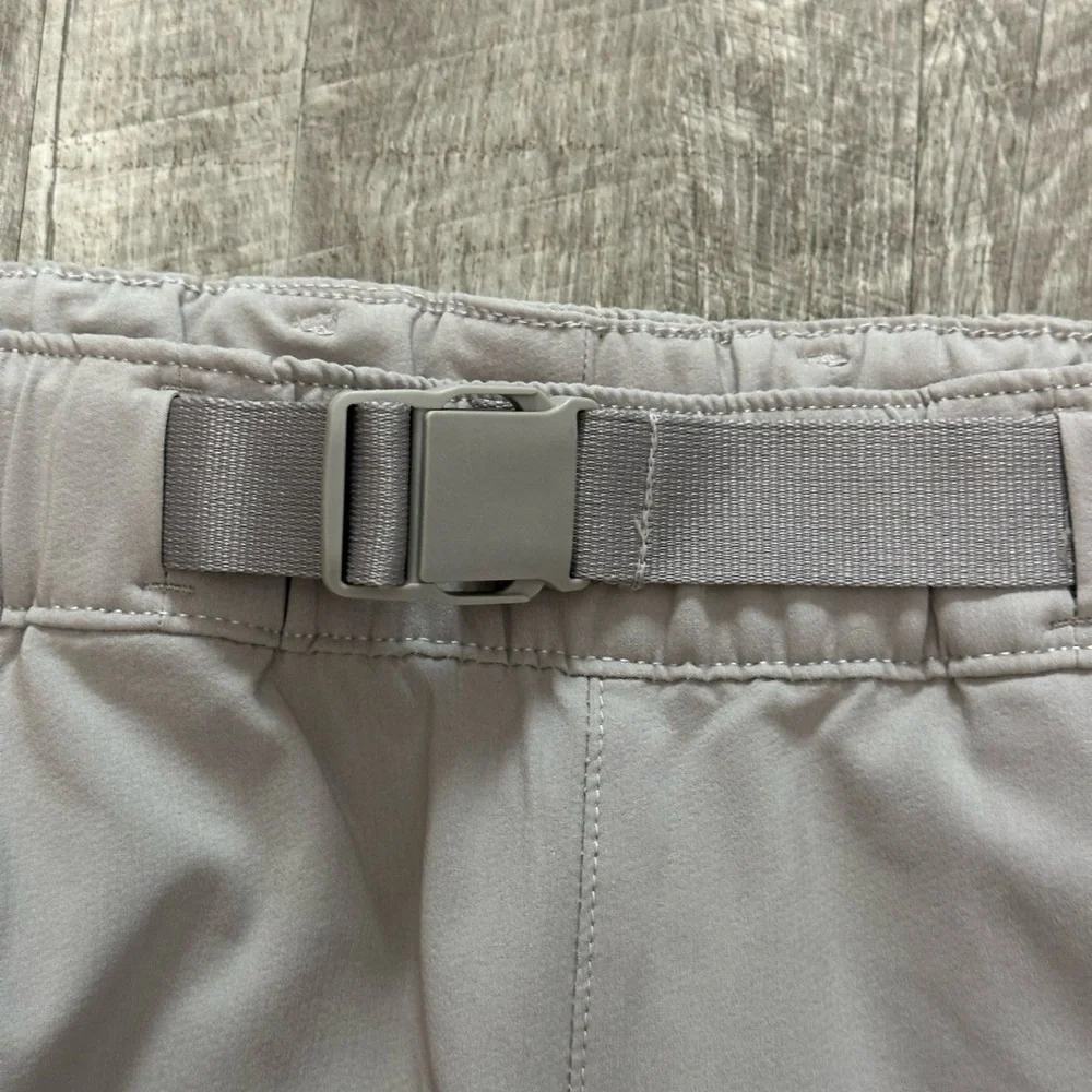 Women’s Eddie Bauer 10 Medium Joggers ClimaTrail Pants Sweats Beige Pockets NWT - Picture 5 of 14